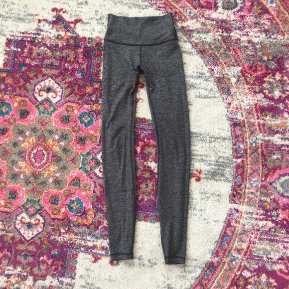 DARK GREY LULULEMON LEGGINGS - Picture 6 of 8